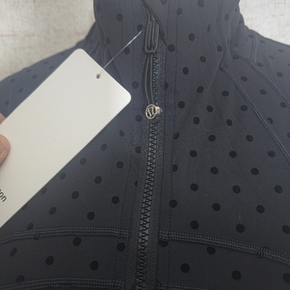 lululemon athletica Black Polka Dot - Picture 8 of 11